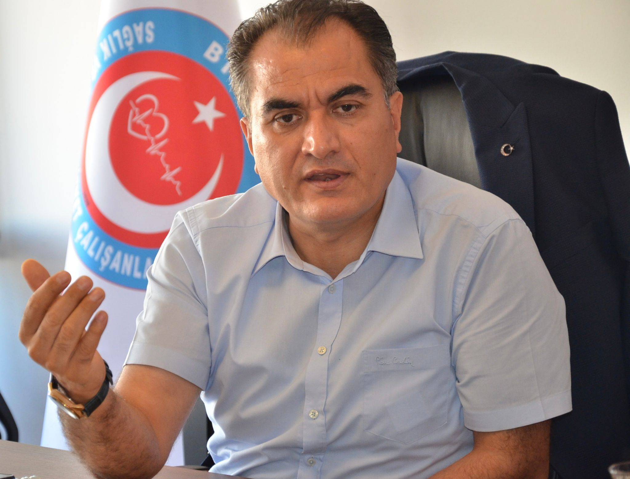 Birlik Sağlık Sen Genel Başkanı Ahmet Doğruyol, İzmir 112'de görevli